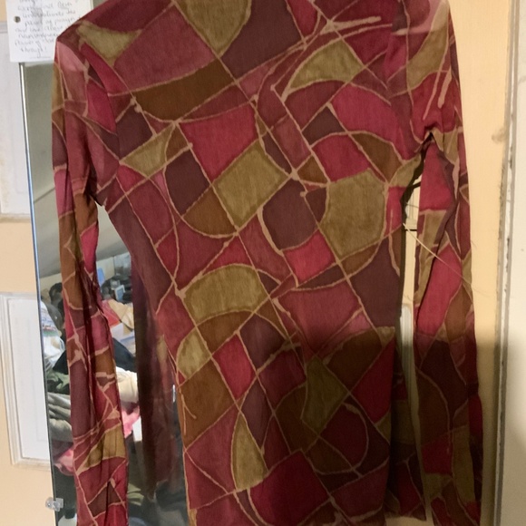 Top - Picture 2 of 2